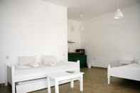 Common Space Armadoros Hotel Ios Backpackers