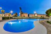 สระว่ายน้ำ Hotel Gran Playa