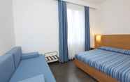 Bedroom 7 Hotel Genova