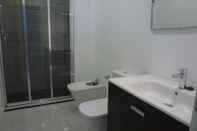 In-room Bathroom Palacio Cabrera-Lillo Apartamentos