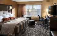 Bedroom 2 ClubHouse Hotel & Suites - Fargo