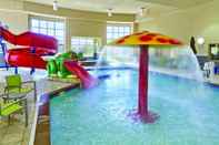 Swimming Pool ClubHouse Hotel & Suites - Fargo