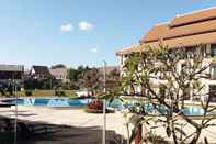 Swimming Pool Xishuangbanna Hotel Laos Luang Prabang