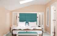 Bedroom 7 Mercia Hotels & Resorts