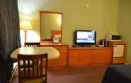 Bedroom 6 Neepawa motel
