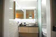 Toilet Kamar Nox Hotel