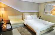 Kamar Tidur 3 Nox Hotel
