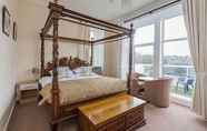 Kamar Tidur 3 The Woodhouse Hotel