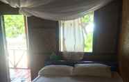 Kamar Tidur 6 Bottle Beach 2 Bungalows