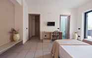 Kamar Tidur 7 Longomare Residence Vacanze