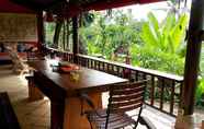 Nhà hàng 3 Capung Sakti Villas – By Fair Future Foundation
