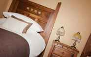 Kamar Tidur 5 The Punch Bowl Inn