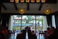 Bar, Cafe and Lounge Dorkjumpa Hotel