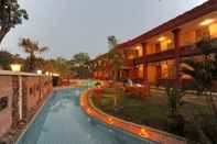 สระว่ายน้ำ Sky Palace Hotel Bagan