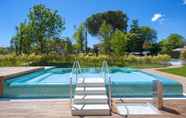 Swimming Pool 6 Hotel Première Abano