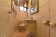 In-room Bathroom Fengchia Provence