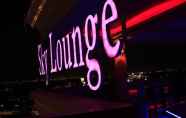 Bar, Kafe, dan Lounge 4 Sky Dome Resotel