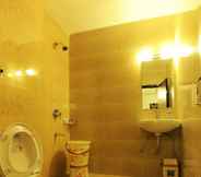 In-room Bathroom 5 HKJ Residency