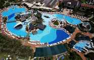 Kolam Renang 2 AQI Pegasos World - All Inclusive