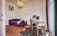 Bedroom 3 Purple Dog Suites
