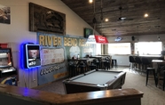 Bar, Cafe and Lounge 3 River Bend's Resort