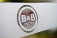 Bangunan B&B Hotel Corbeil-Essonnes