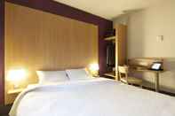 Kamar Tidur B&B Hotel Montlhery