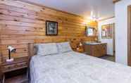 Bedroom 2 Fifth Lake Cottages