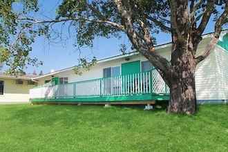 Exterior 4 Cabot Trail Motel