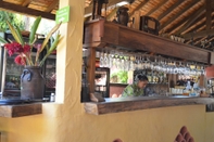 Bar, Kafe, dan Lounge Hostal Restaurante Guaracu