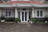 Luar Bangunan Elenor's Home