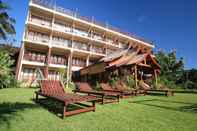 Kolam Renang The Elephant Crossing Hotel