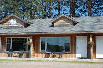 Exterior 4 Barry's Bay Golf Resort