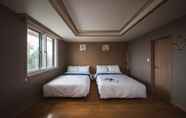 Kamar Tidur 4 Jungmun Resort