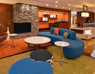 Lobi 2 Fairfield Inn & Suites by Marriott Santa Cruz, CA