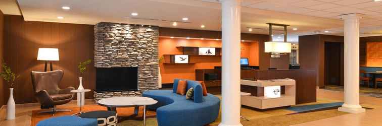 Lobi Fairfield Inn & Suites by Marriott Santa Cruz, CA