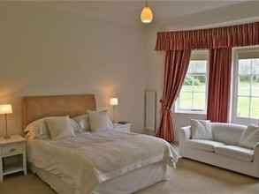 Bedroom 4 The Coach House at Stewart Hall