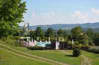 Swimming Pool Poggiovalle Tenuta Italiana