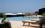 Kolam Renang 2 Pantelleria Dream Resort