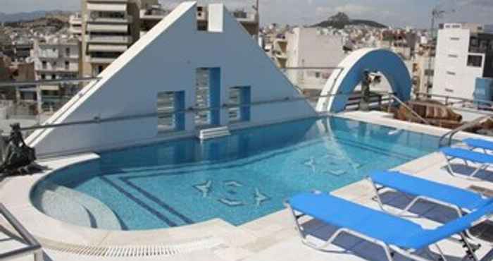 Swimming Pool JK Hotel