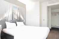 Kamar Tidur B&B Hotel Hyeres