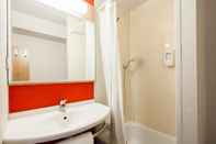 In-room Bathroom B&B Hotel Beauvais