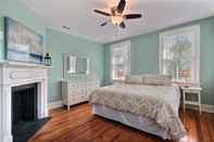 ห้องนอน Downtown Charleston Vacation Rentals