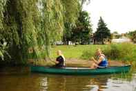 Fitness Center Teddy Bear Bed & Breakfast