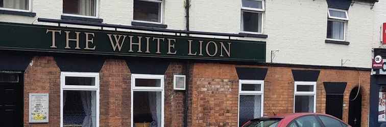 Exterior The White Lion