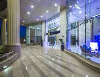 Lobby 2 Radisson Blu Hotel, Jeddah Plaza