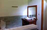 Toilet Kamar 2 Sunia Loka