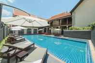 Swimming Pool Sada Hotel