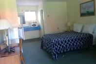 Bedroom Bridgetown Motor Inn