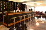 Bar, Cafe and Lounge Taw Win Garden Hotel